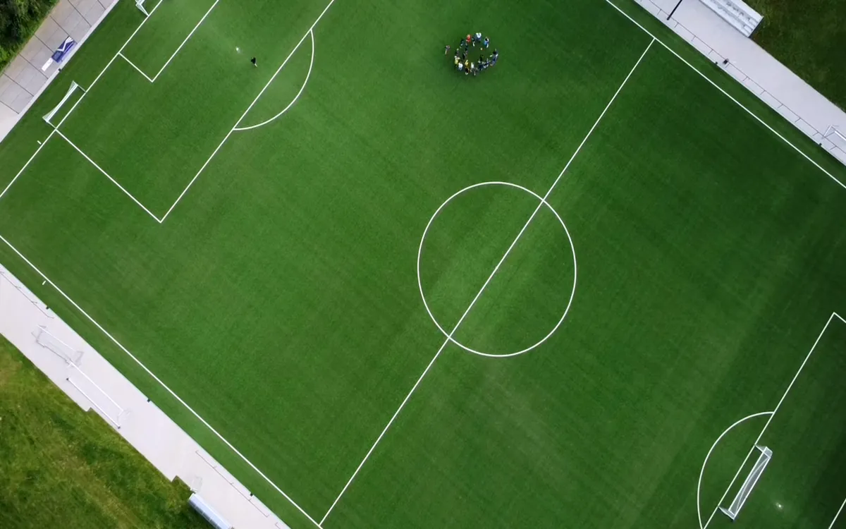 Sportpark Epprath aus der Luft – der Platz des SV Kaster 1993.